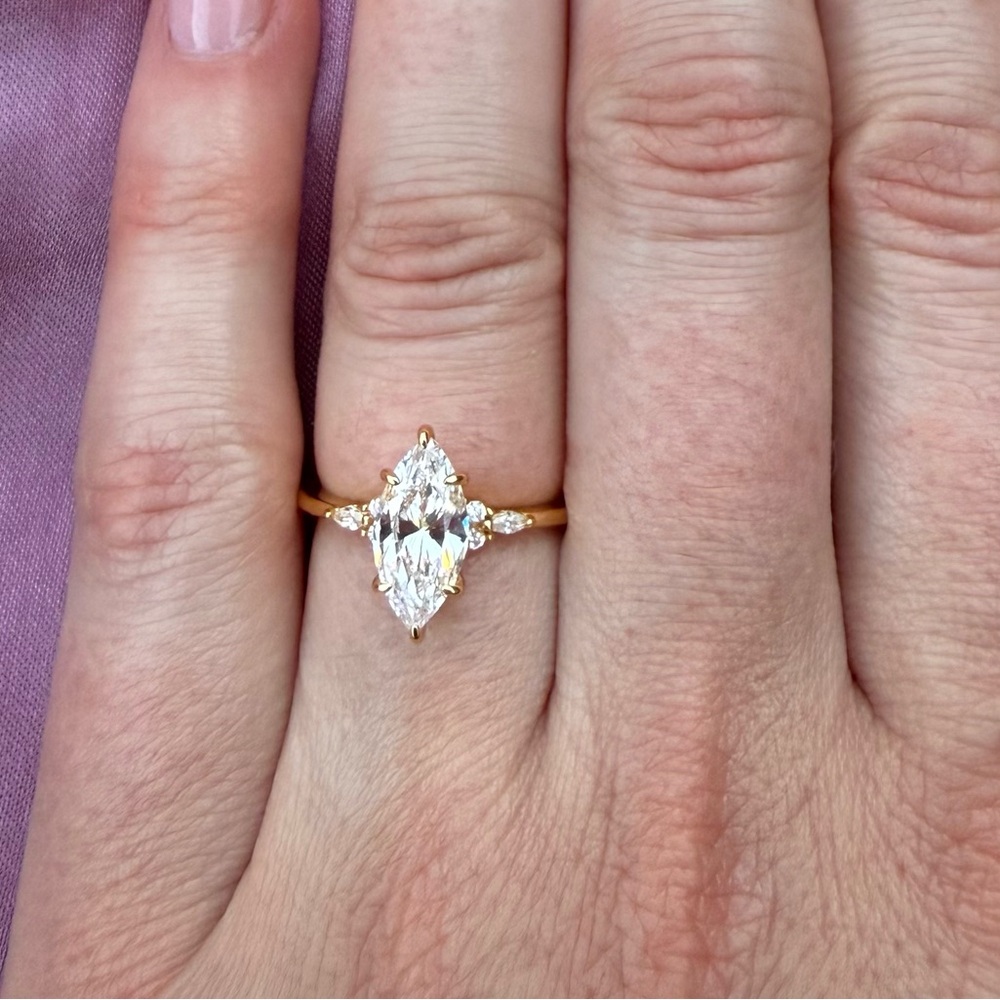 Marquise-Cut Clear Stone Ring in Gold